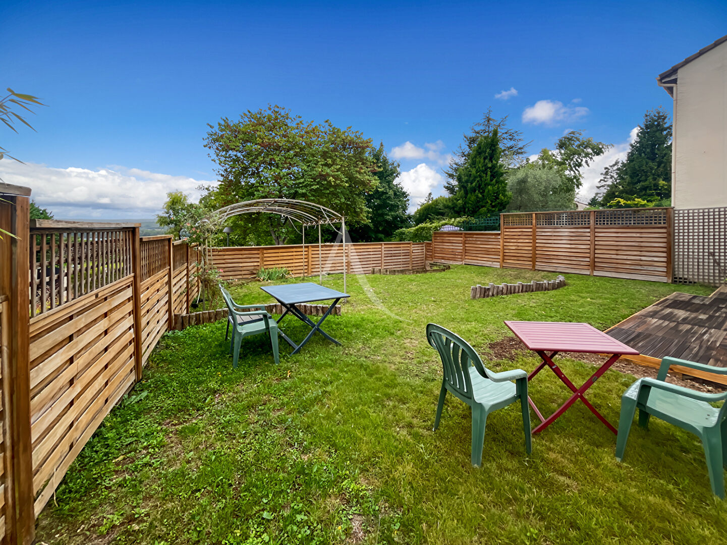 Photo A vendre Maison Cergy 7 pièce(s) 125 m2 loi Carrez, plus de 150 m2 au sol! image 2/6