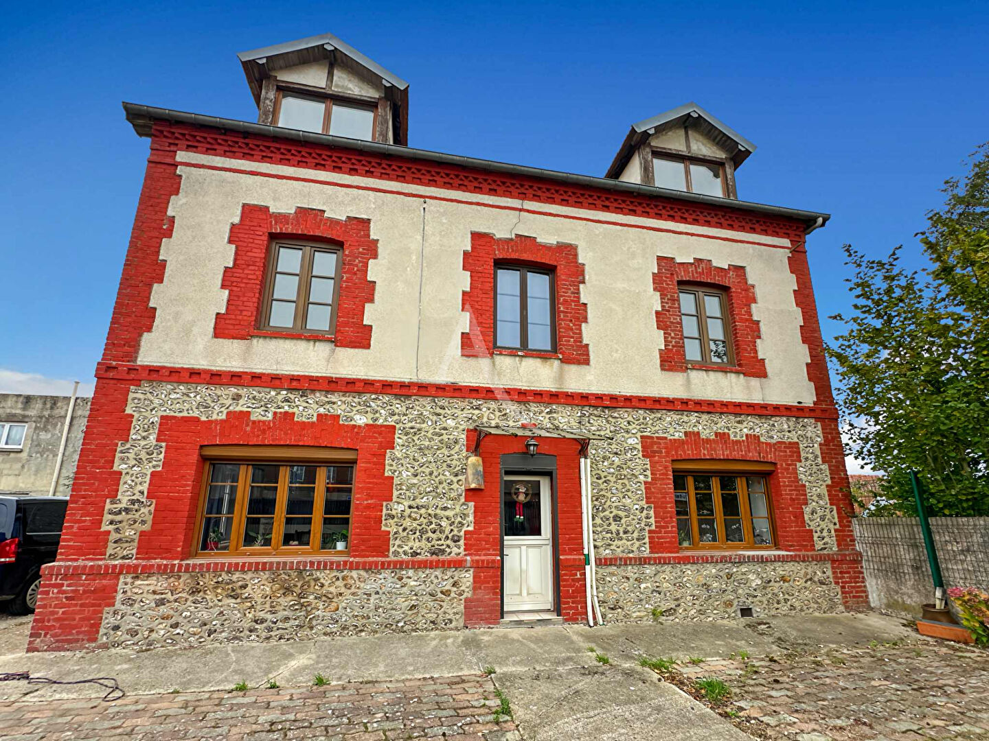 Agence immobilière de L'Adresse BOILLET IMMOBILIER - BOILLET IMMOBILIER / ETREPAGNY