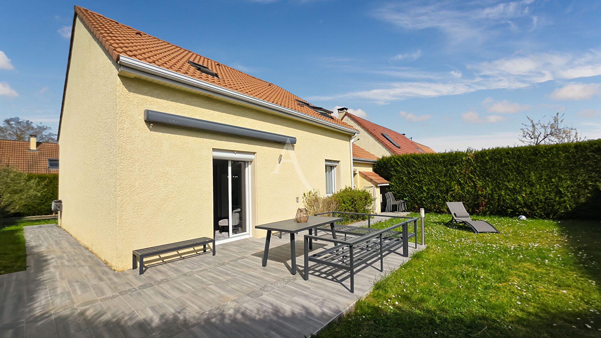 Agence immobilière de L'ADRESSE  2B IMMOBILIER VAUREAL