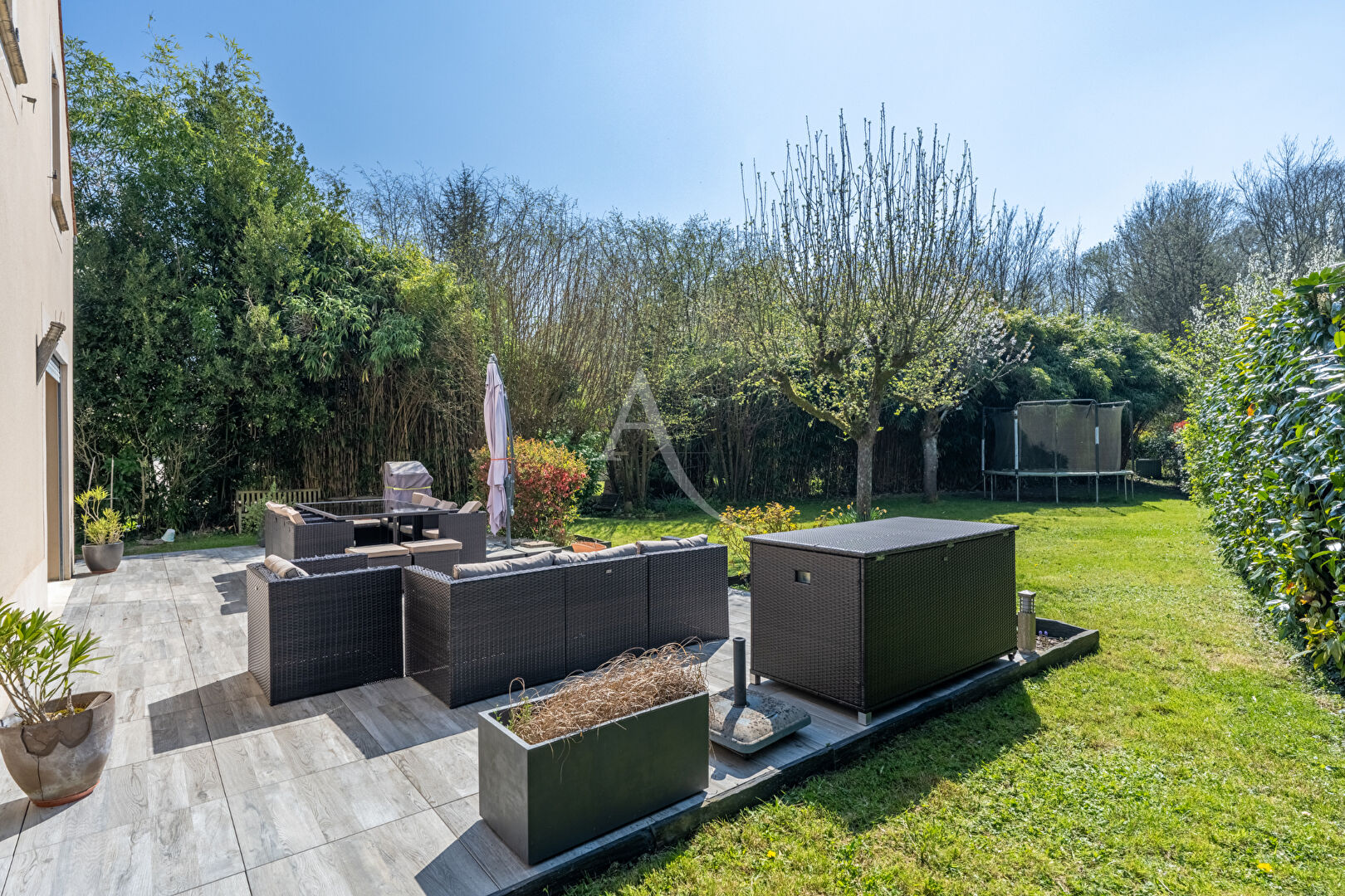 Agence immobilière de 
 L'Adresse BOILLET IMMOBILIER - L'ADRESSE BOILLET Meulan 
