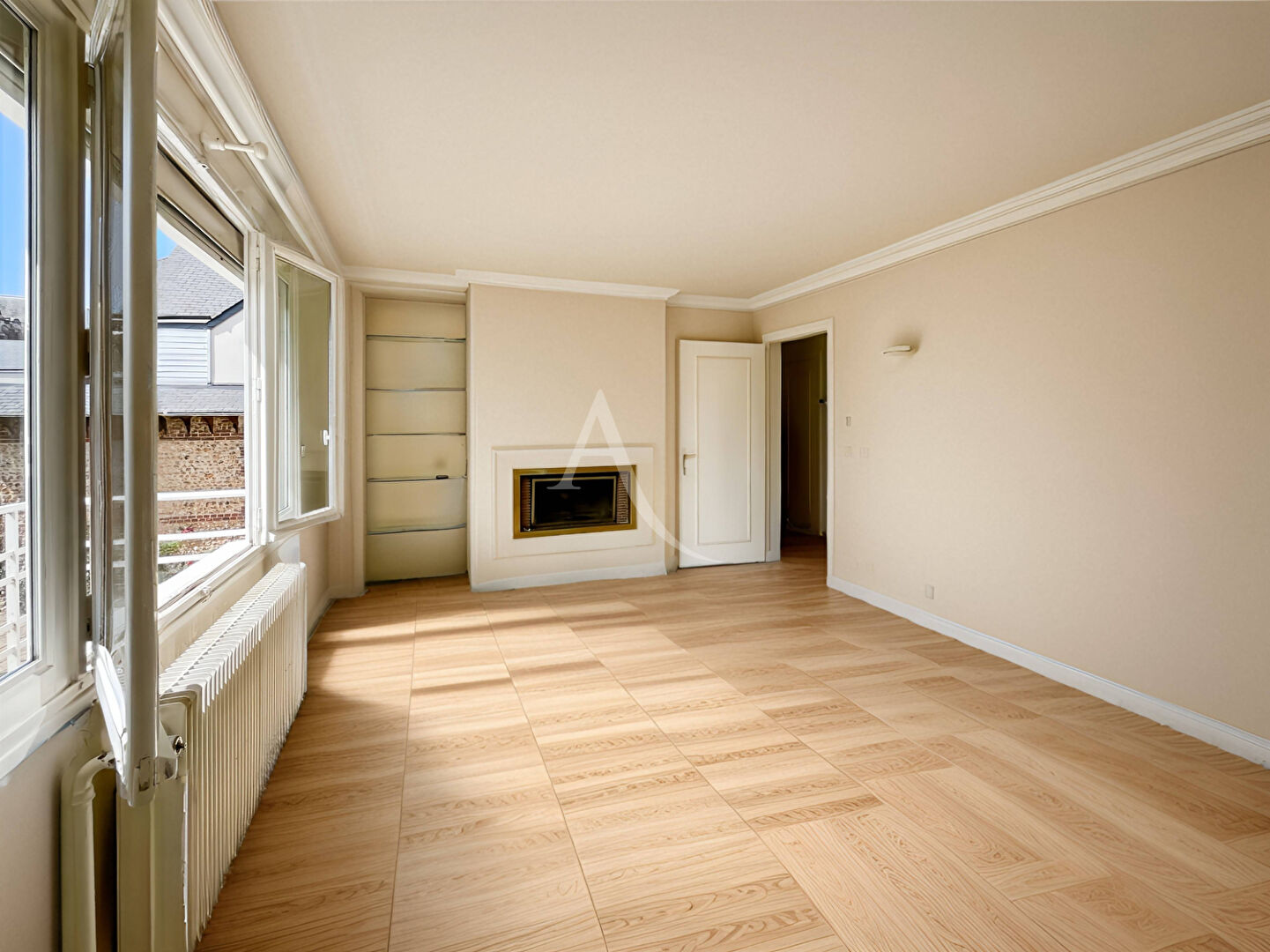 Agence immobilière de 
 L'Adresse BOILLET IMMOBILIER - L'ADRESSE-BDS TRANSACTIONS- LE MESNIL ESNARD 
