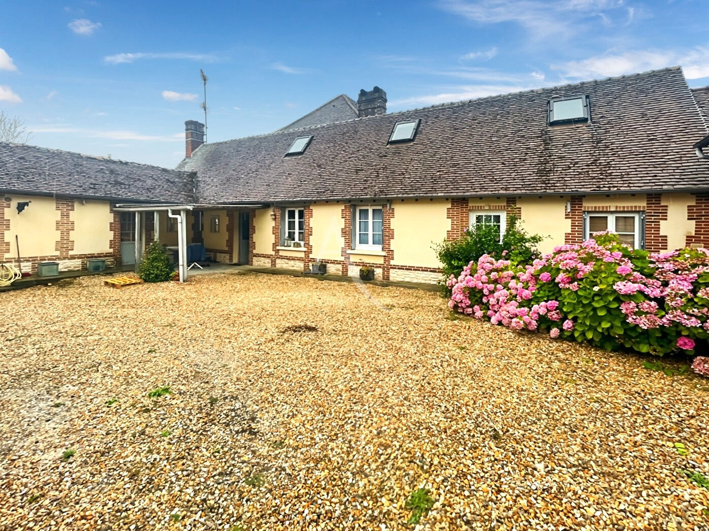 Agence immobilière de 
 L'Adresse BOILLET IMMOBILIER - L'ADRESSE GOURNAY EN BRAY 
