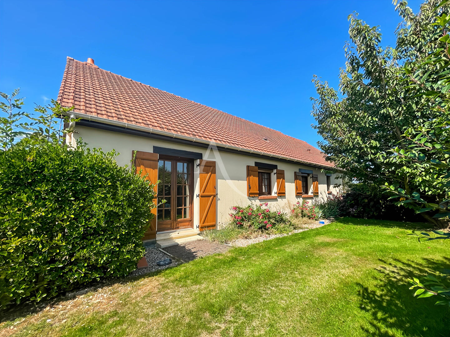 Agence immobilière de 
 L'Adresse BOILLET IMMOBILIER - L'ADRESSE-BDS TRANSACTIONS- LE MESNIL ESNARD 
