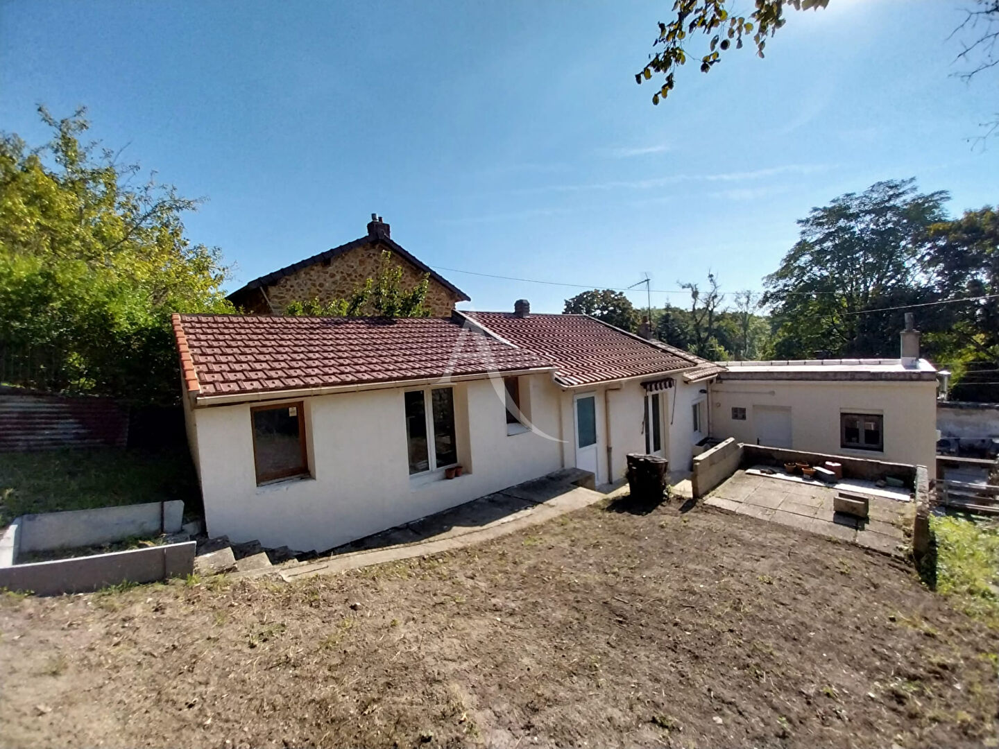 Photo Maison Meulan En Yvelines  2 chambres, jardin, dépendance image 3/6