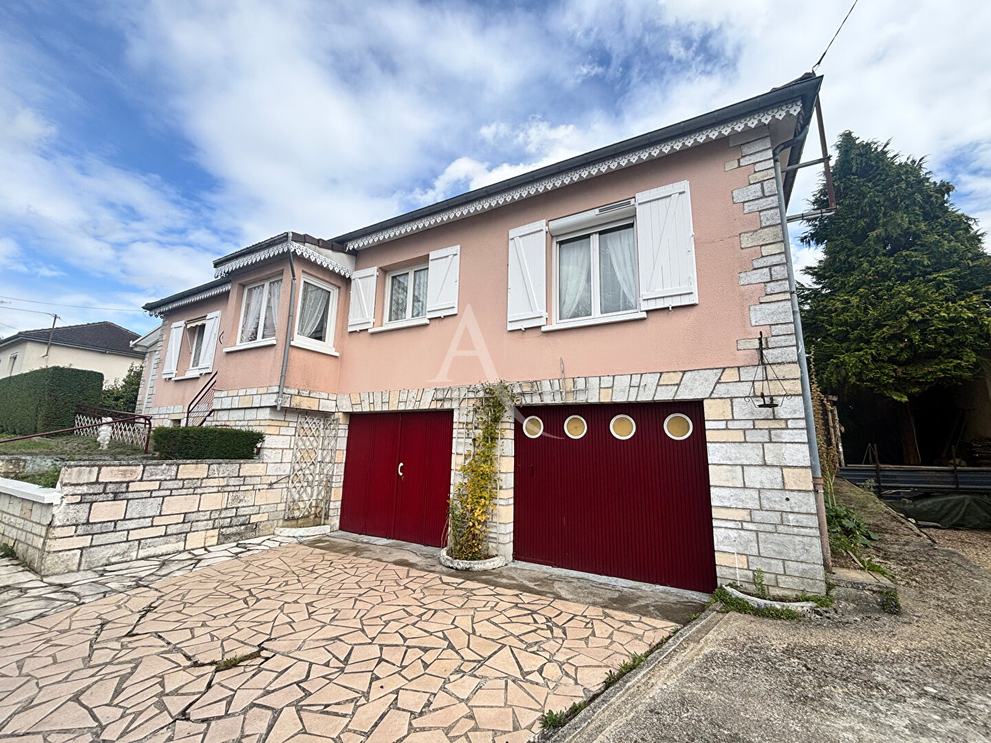 Agence immobilière de 
 L'Adresse BOILLET IMMOBILIER - L'ADRESSE GOURNAY EN BRAY 

