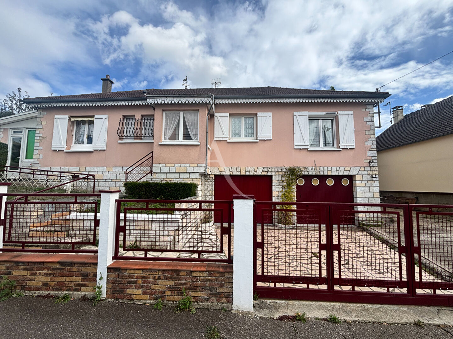 Agence immobilière de 
 L'Adresse BOILLET IMMOBILIER - L'ADRESSE GOURNAY EN BRAY 
