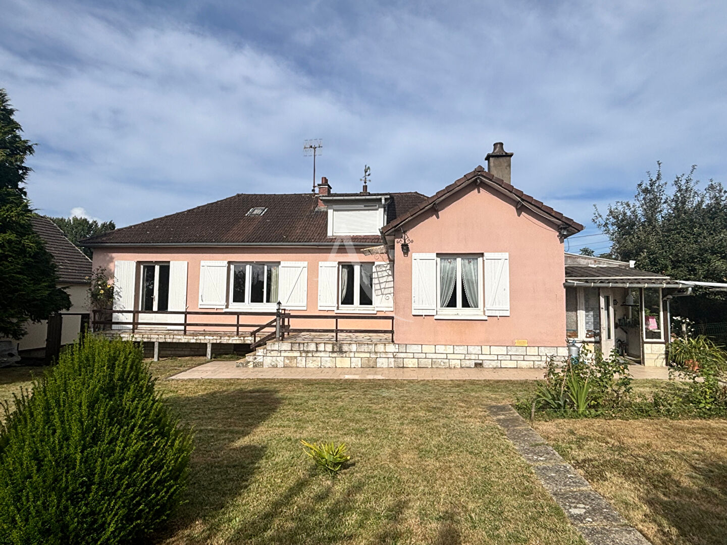 Agence immobilière de 
 L'Adresse BOILLET IMMOBILIER - L'ADRESSE GOURNAY EN BRAY 
