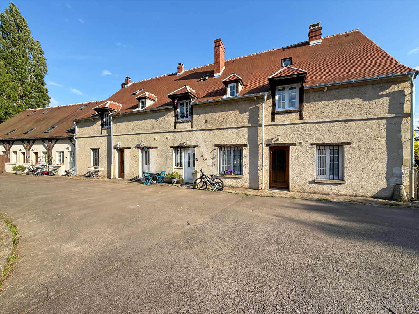 Agence immobilière de L'Adresse BOILLET IMMOBILIER - L'ADRESSE BOILLET- MGI-JOUY LE MOUTIER