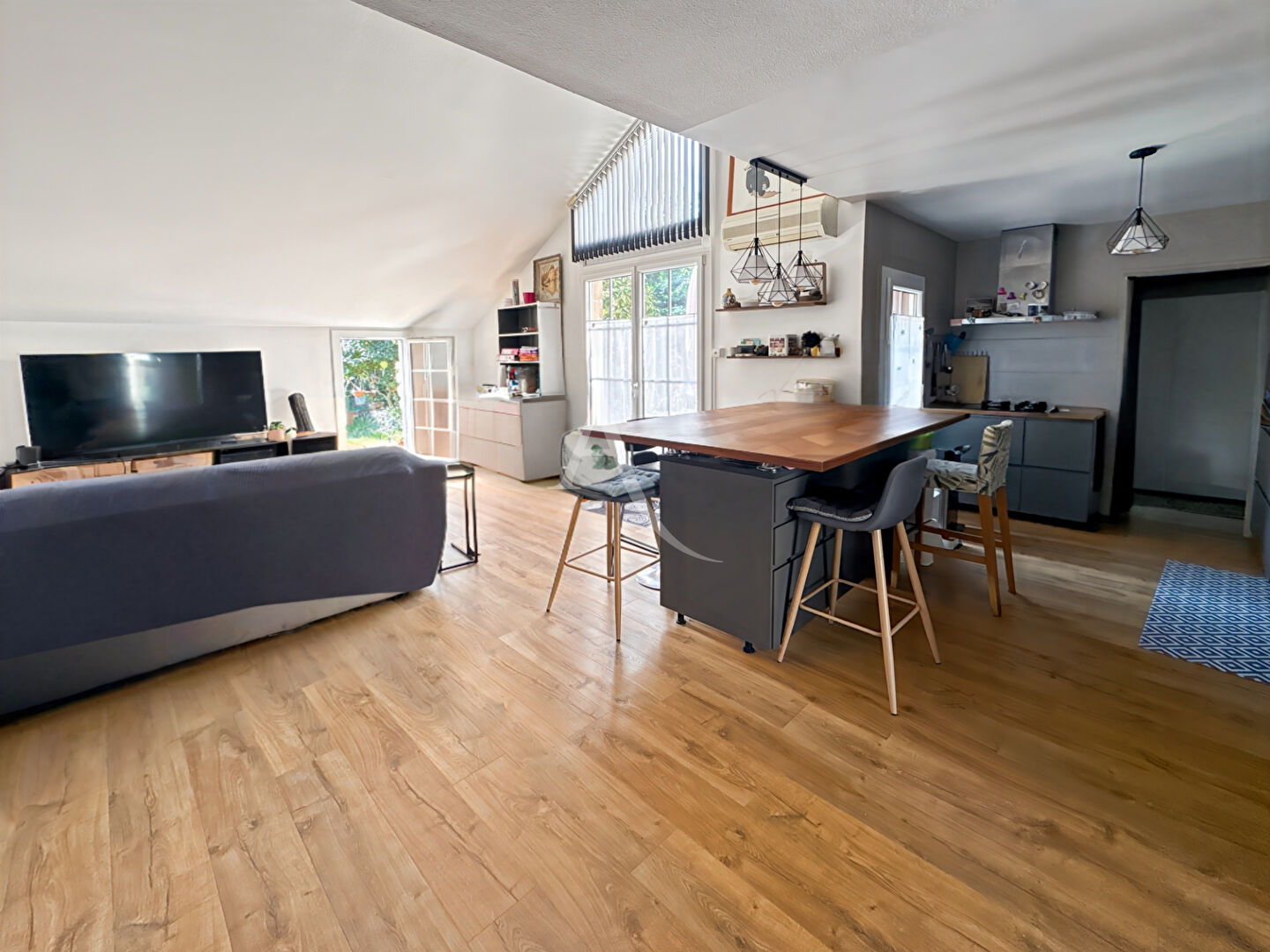 Agence immobilière de L'Adresse BOILLET IMMOBILIER - L'ADRESSE BOILLET- MGI-JOUY LE MOUTIER