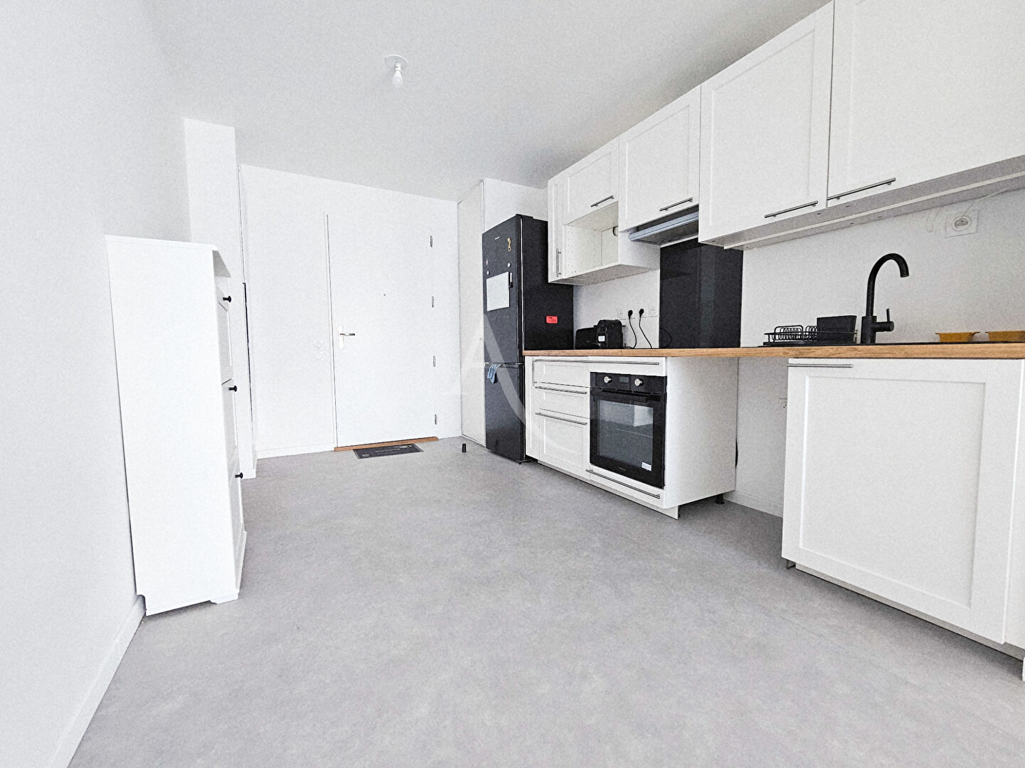 T3 68m² + PARKING - CERGY