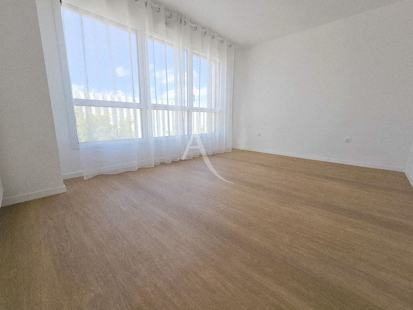 Photo T3 68m² + PARKING - CERGY image 4/6