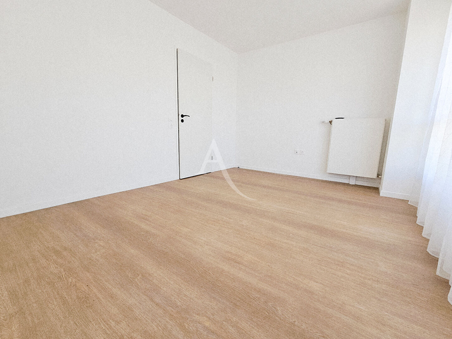 Photo T3 68m² + PARKING - CERGY image 5/6