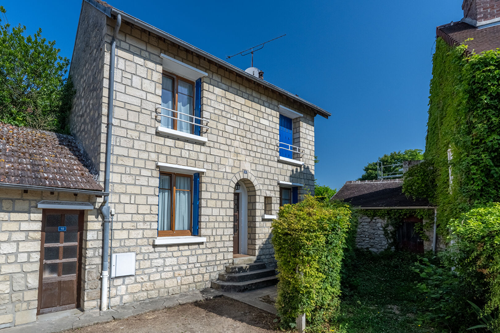 Agence immobilière de 
 L'Adresse BOILLET IMMOBILIER - L'ADRESSE BOILLET Meulan 
