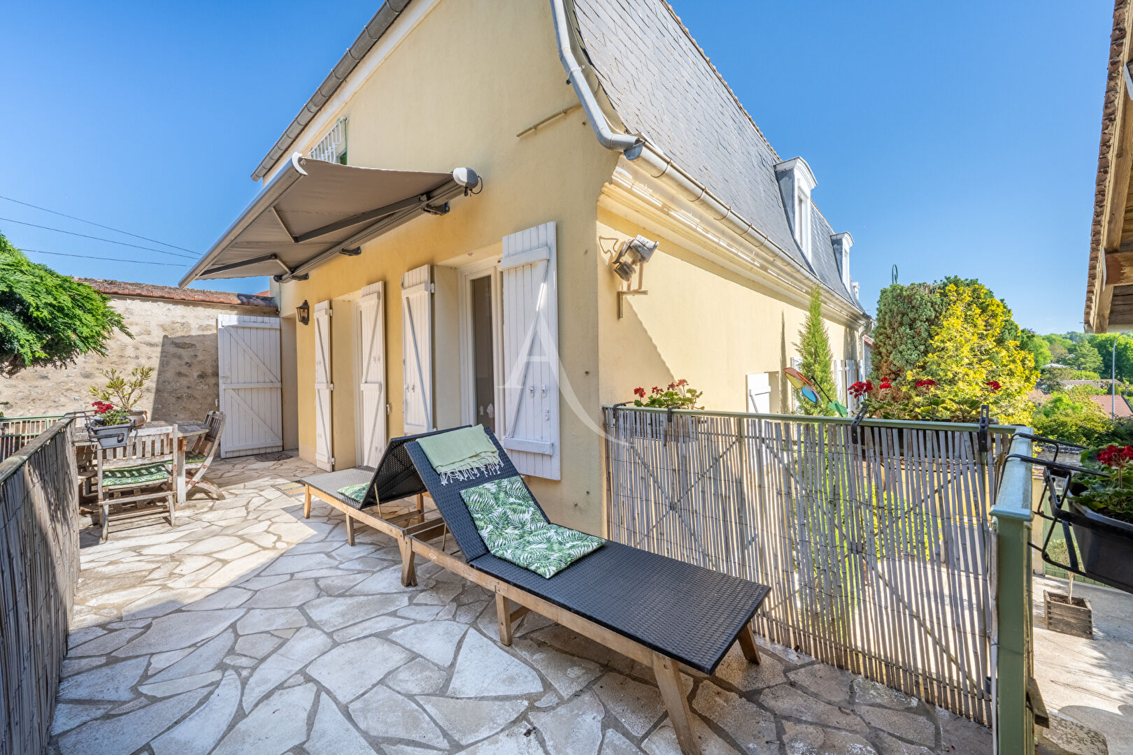 Agence immobilière de 
 L'Adresse BOILLET IMMOBILIER - L'ADRESSE BOILLET Meulan 
