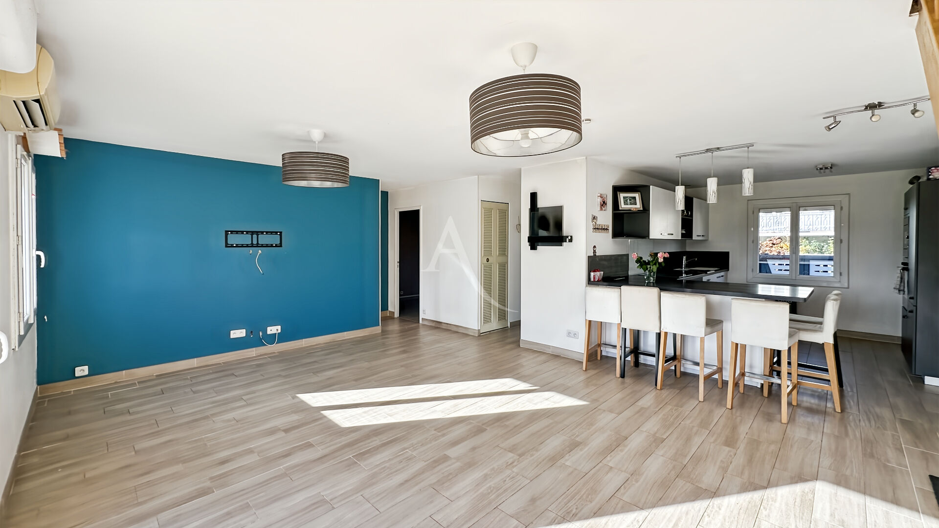 Photo Maison Ableiges 7 pièce(s) 115 m2 image 2/6