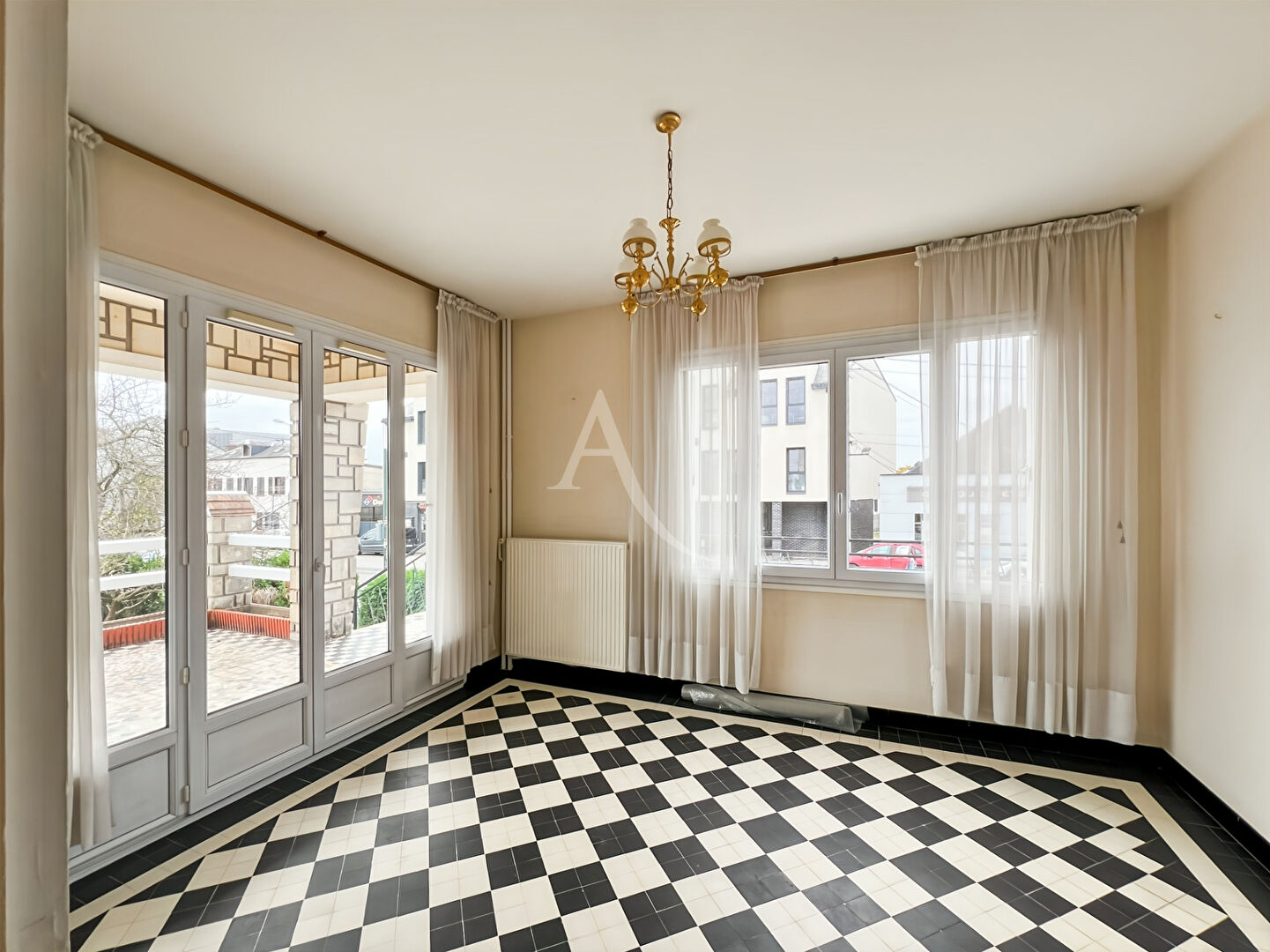 Photo Maison 140m² 4 chambres image 2/6