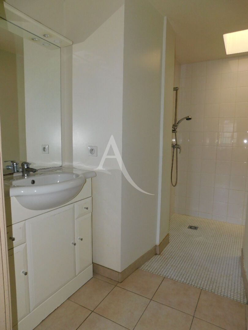 Photo Appartement Avernes 1 pièce(s) 29 m2 image 3/4