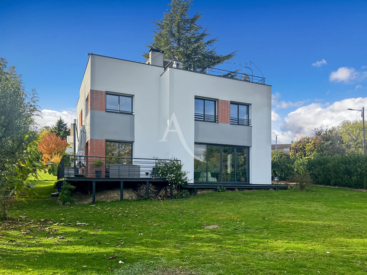 Maison Mezy Sur Seine, 181 m², parcelle 980 m², 5 chambres