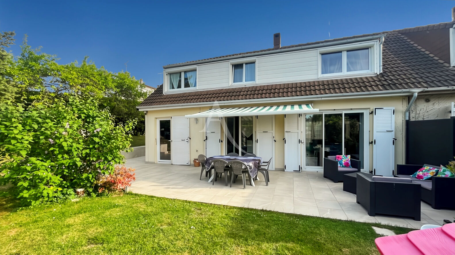 Agence immobilière de 
 L'Adresse BOILLET IMMOBILIER - L'ADRESSE BOILLET Meulan 

