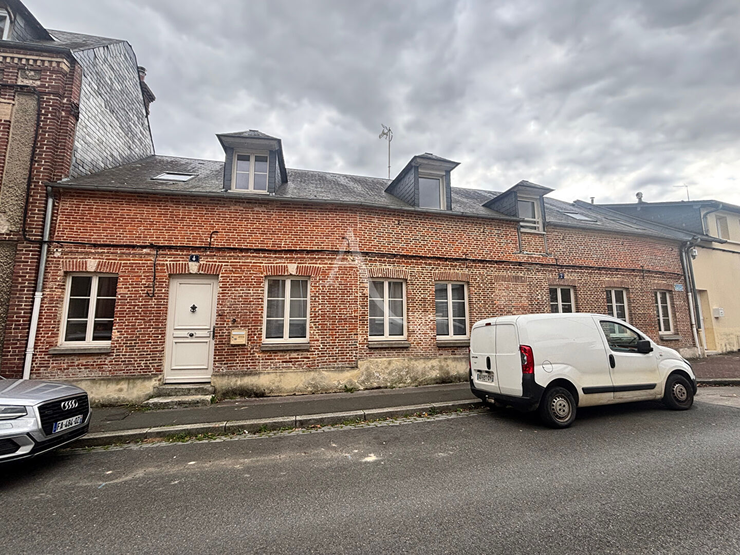 Agence immobilière de 
 L'Adresse BOILLET IMMOBILIER - L'ADRESSE GOURNAY EN BRAY 
