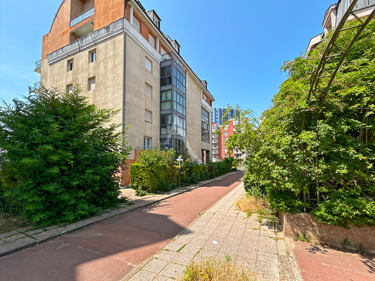 Agence immobilière de L'Adresse BOILLET IMMOBILIER - L' ADRESSE BOILLET IMMOBILIER - CERGY