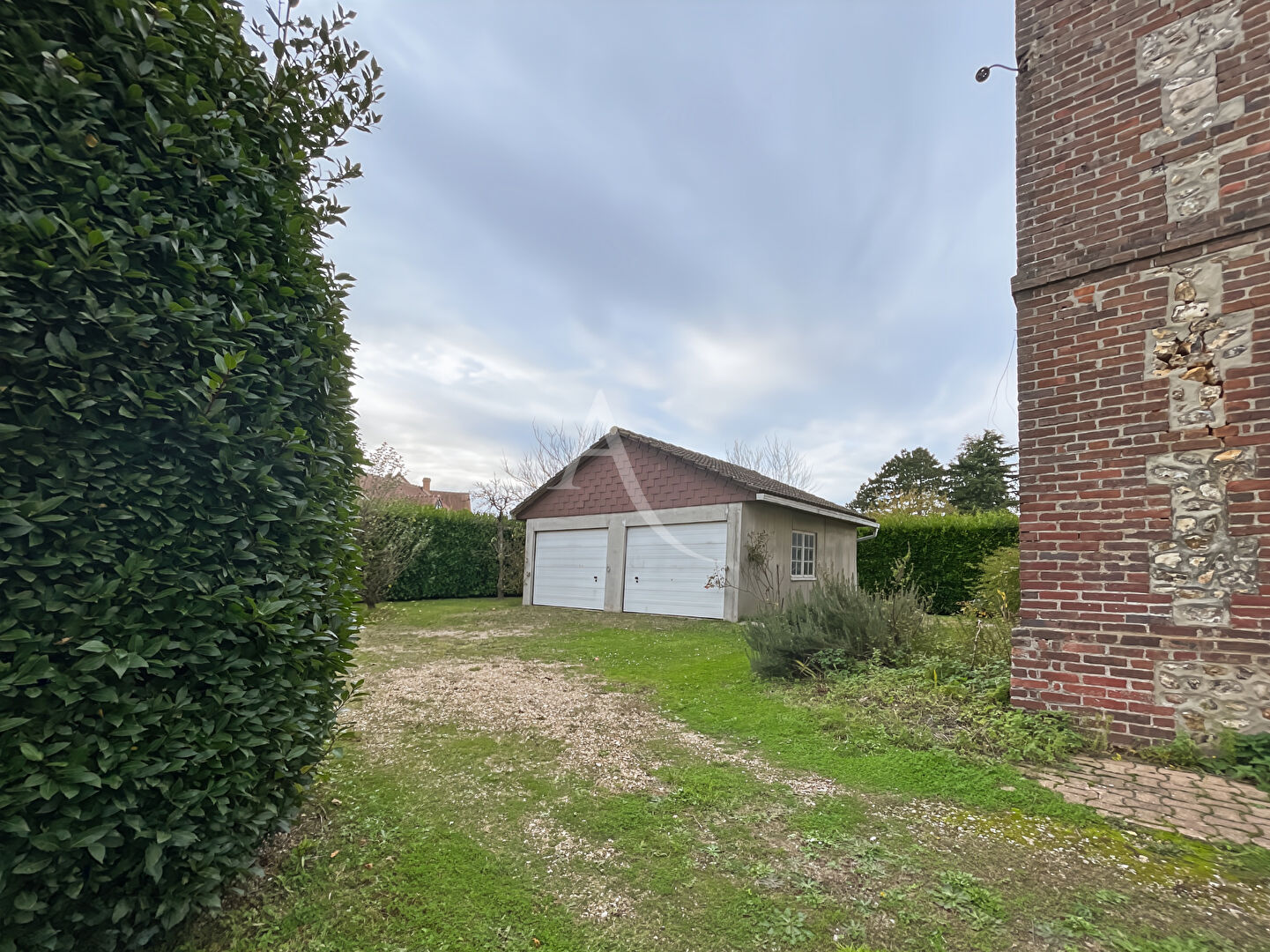 Photo Maison Le Mesnil Esnard 16 pièce(s) 260 M2 image 2/6