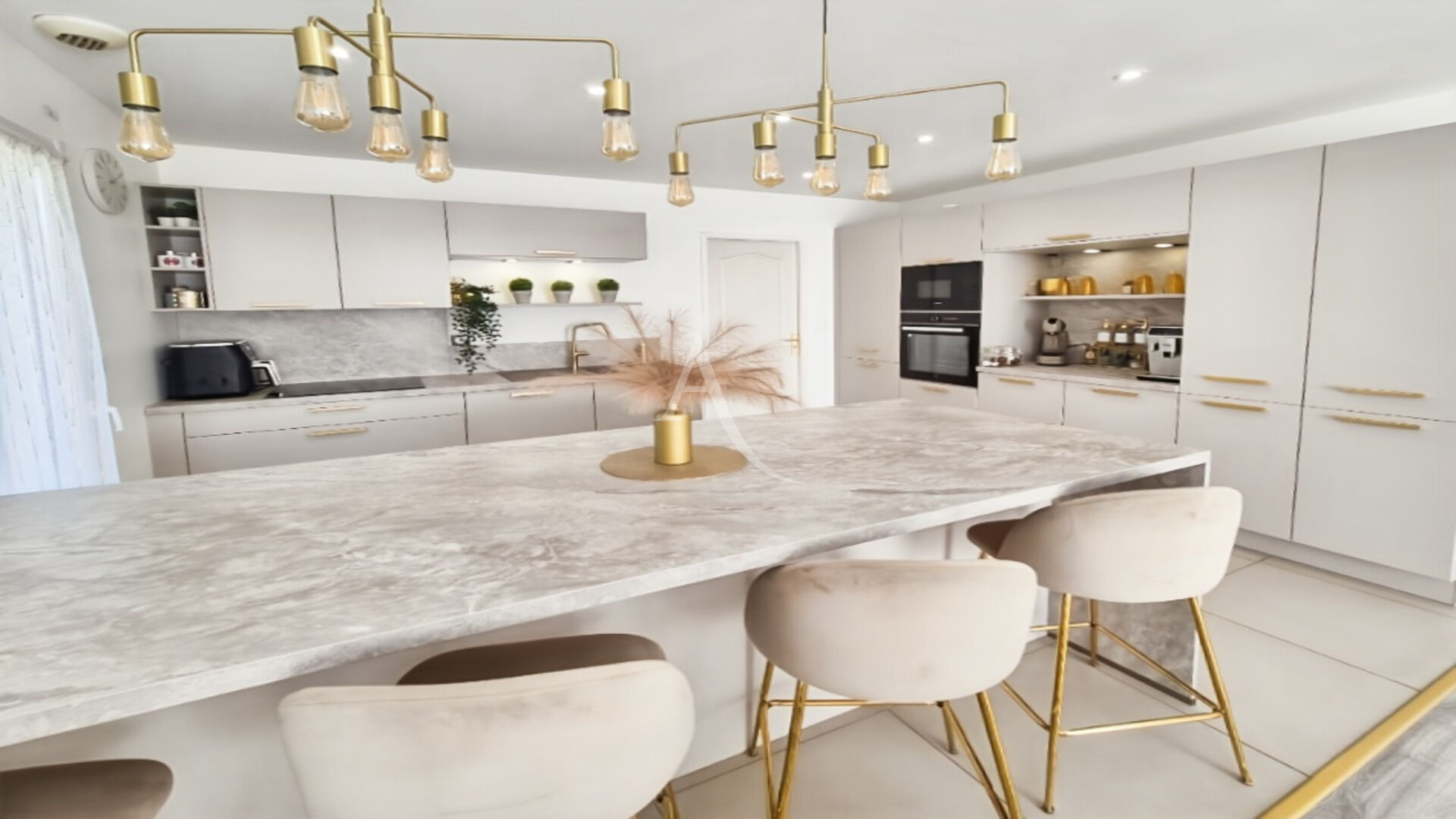 Photo Maison - 5 pièces - 132 m2 image 2/3