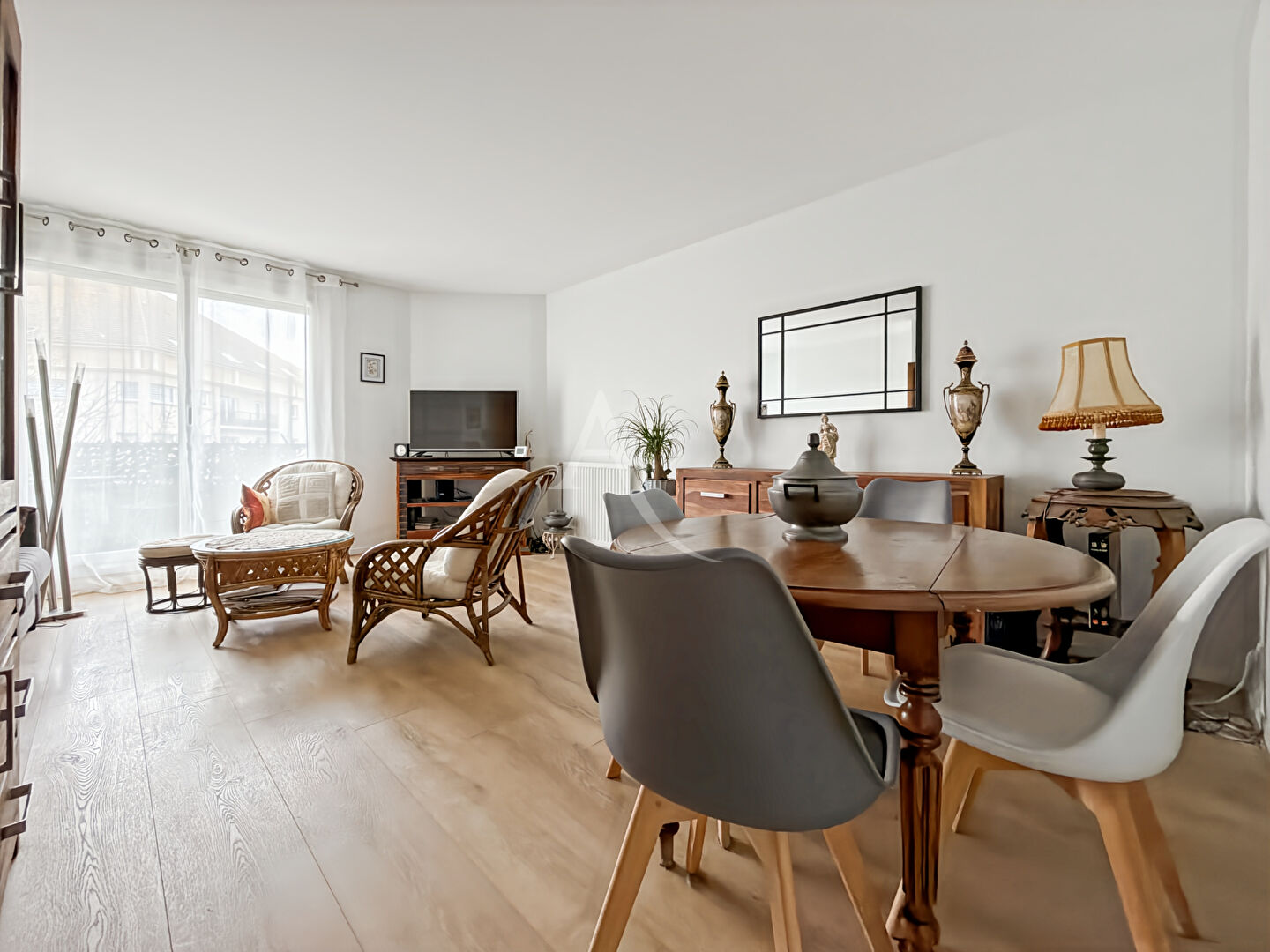 Agence immobilière de L'Adresse BOILLET IMMOBILIER - L'ADRESSE BOILLET- MGI-JOUY LE MOUTIER