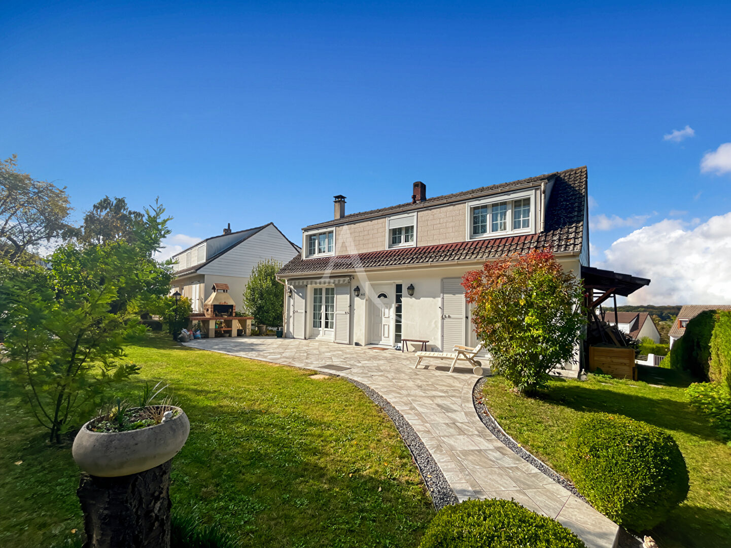 Agence immobilière de 
 L'Adresse BOILLET IMMOBILIER - L'ADRESSE BOILLET Meulan 
