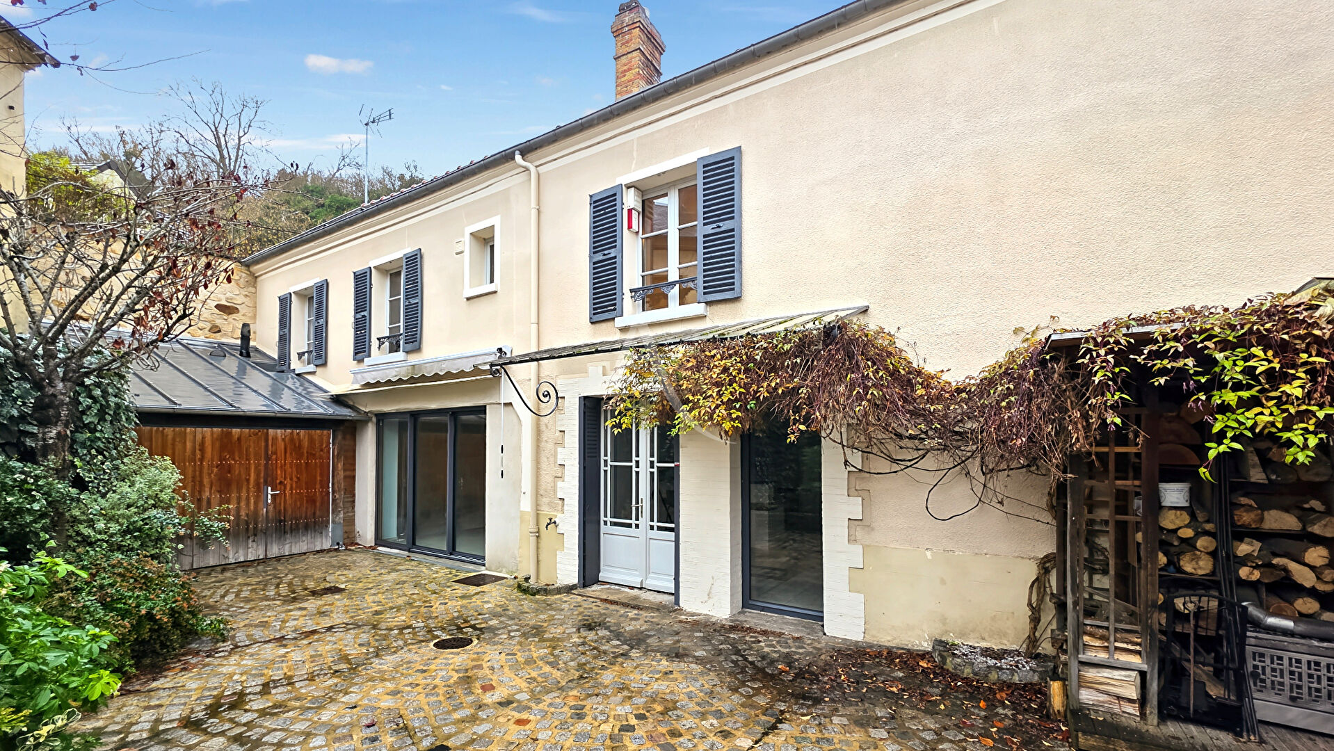 Agence immobilière de L'Adresse BOILLET IMMOBILIER - BOILLET IMMOBILIER / CHARS