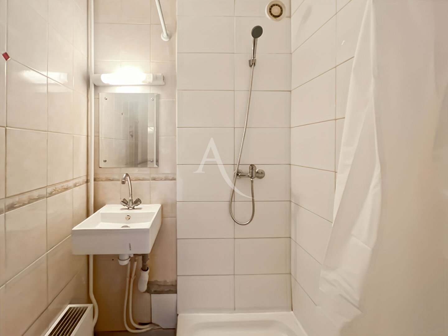 Photo Studio meublé image 3/4