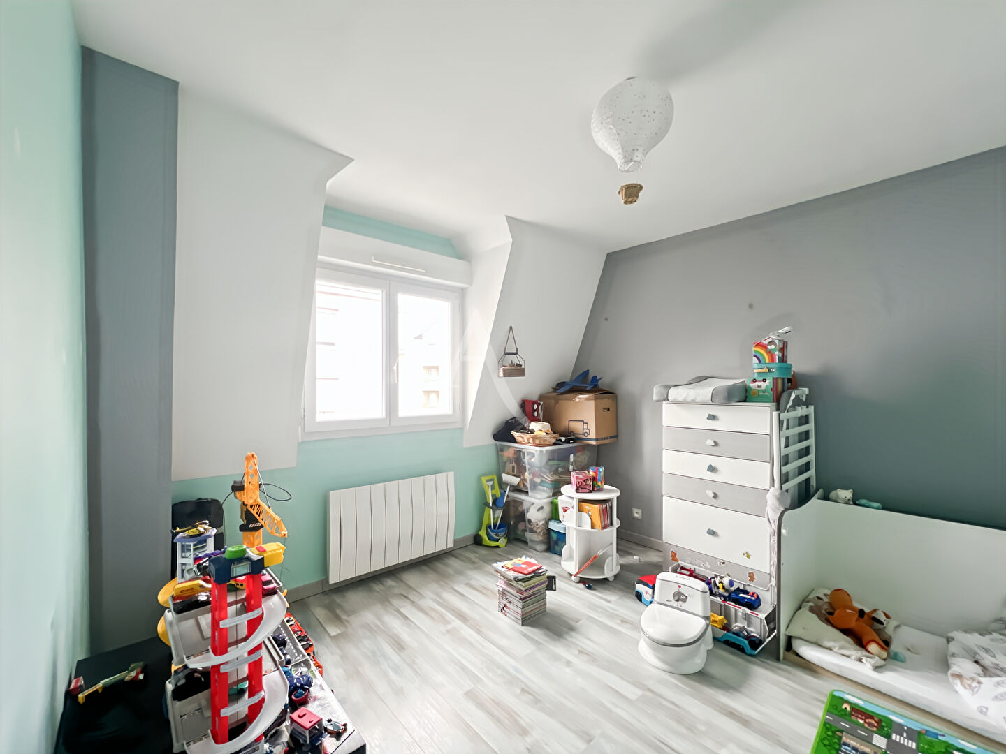 Agence immobilière de 
 L'Adresse BOILLET IMMOBILIER - L'ADRESSE-BDS TRANSACTIONS- LE MESNIL ESNARD 
