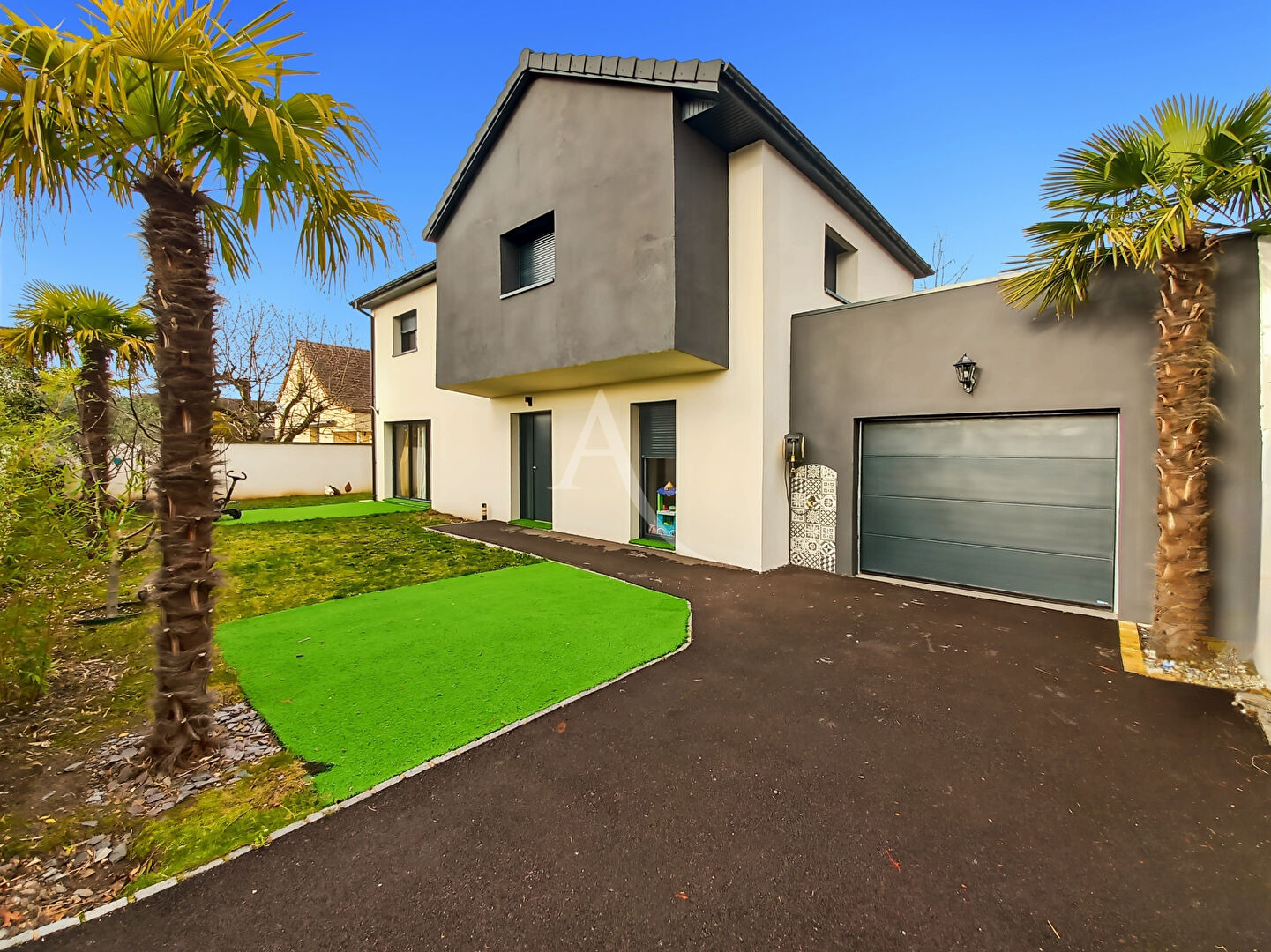 Agence immobilière de 
 L'Adresse BOILLET IMMOBILIER - L'ADRESSE - BDS TRANSACTIONS - ROUEN 
