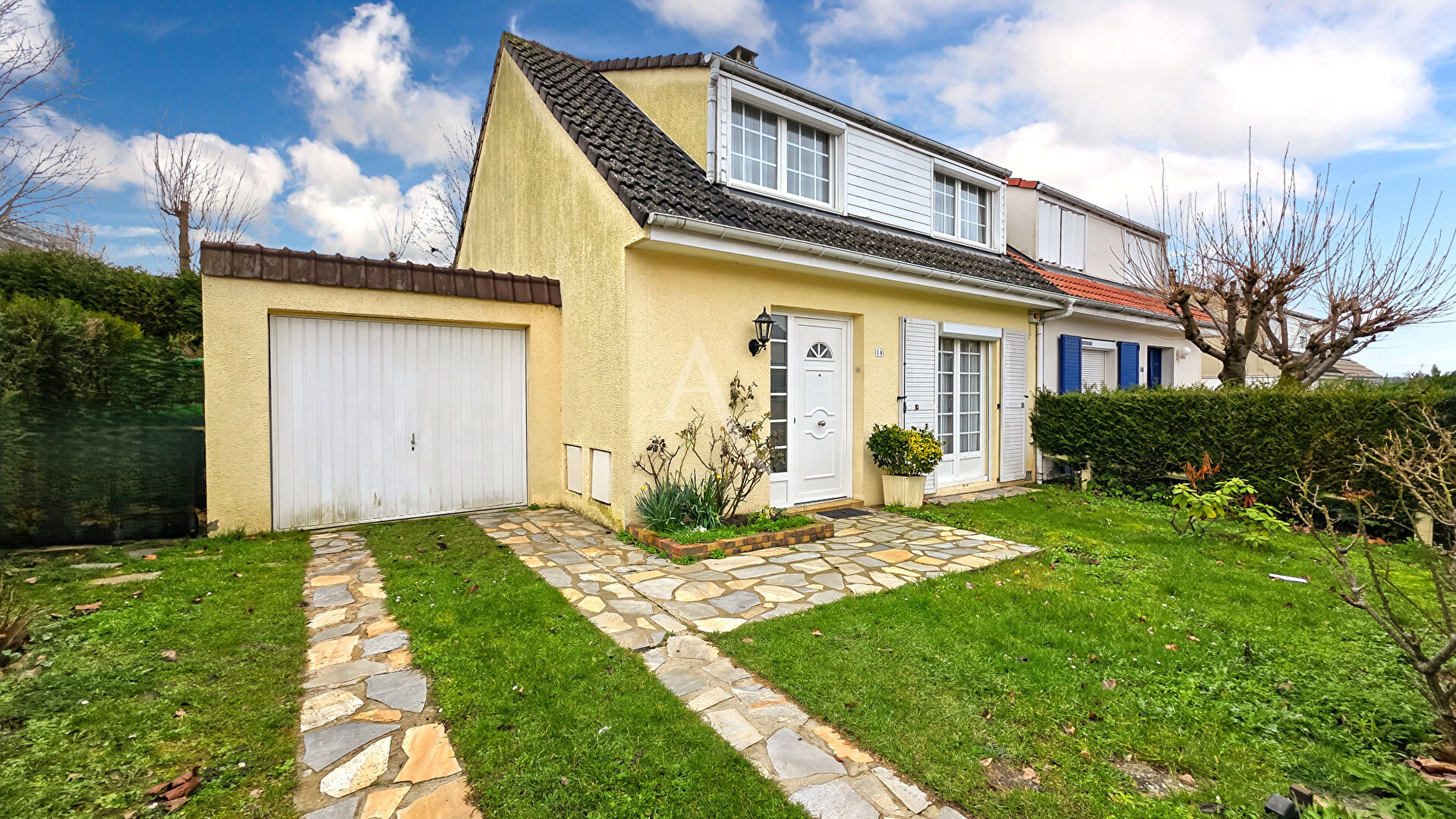 Agence immobilière de 
 L'Adresse BOILLET IMMOBILIER - L'ADRESSE BOILLET Meulan 
