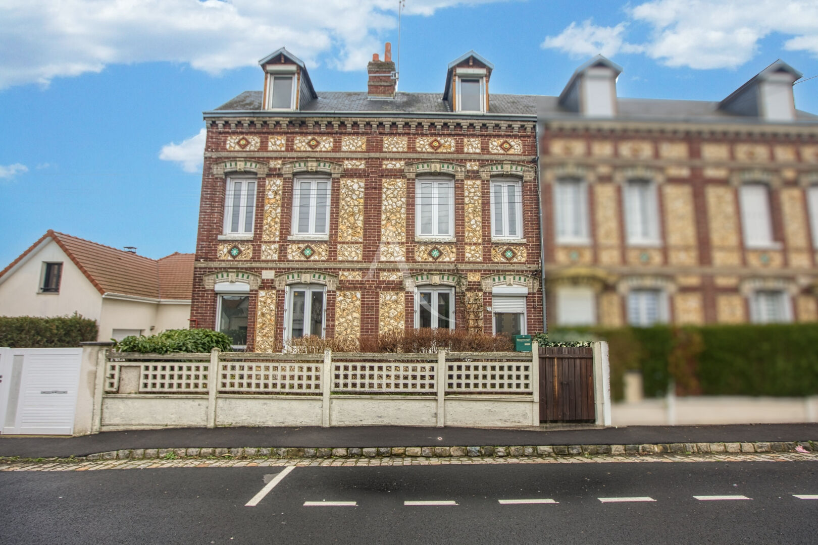 Agence immobilière de 
 L'Adresse BOILLET IMMOBILIER - L'ADRESSE - BDS TRANSACTIONS - ROUEN 
