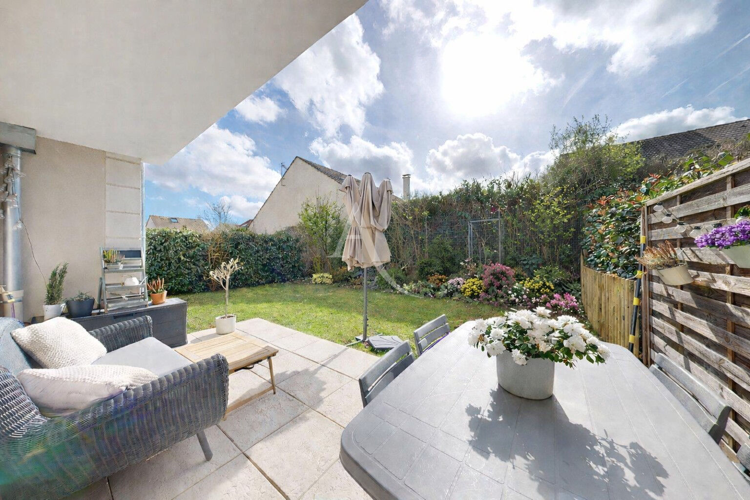 Agence immobilière de L'ADRESSE  2B IMMOBILIER VAUREAL