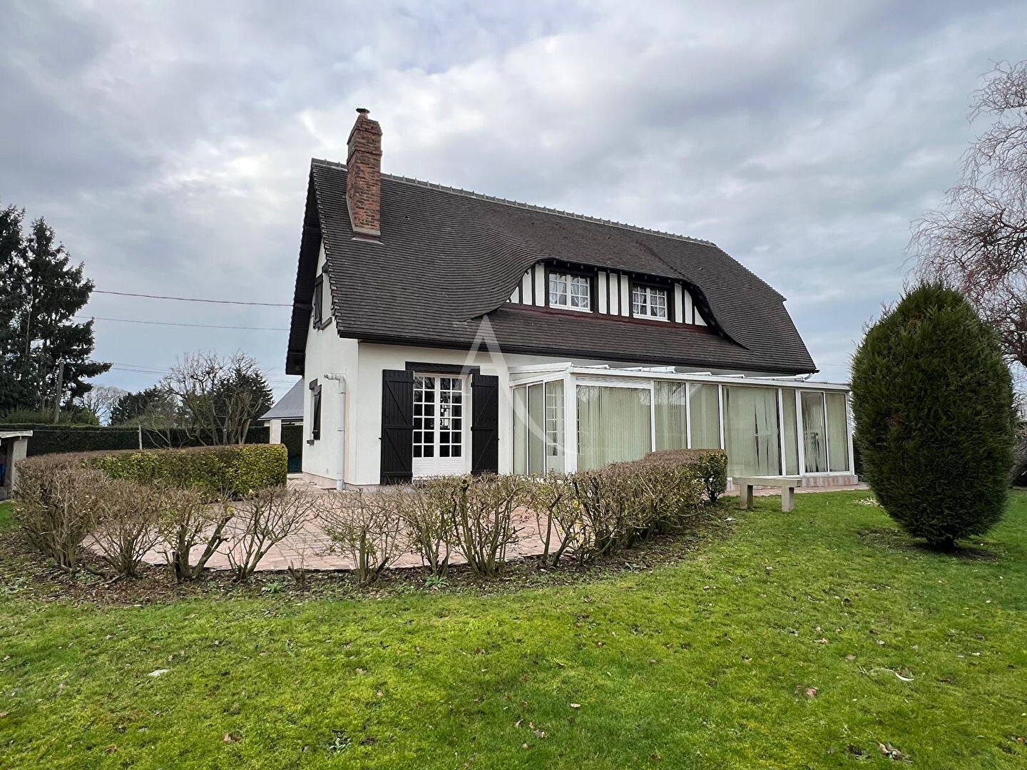 Agence immobilière de 
 L'Adresse BOILLET IMMOBILIER - L'ADRESSE-BDS TRANSACTIONS- LE MESNIL ESNARD 
