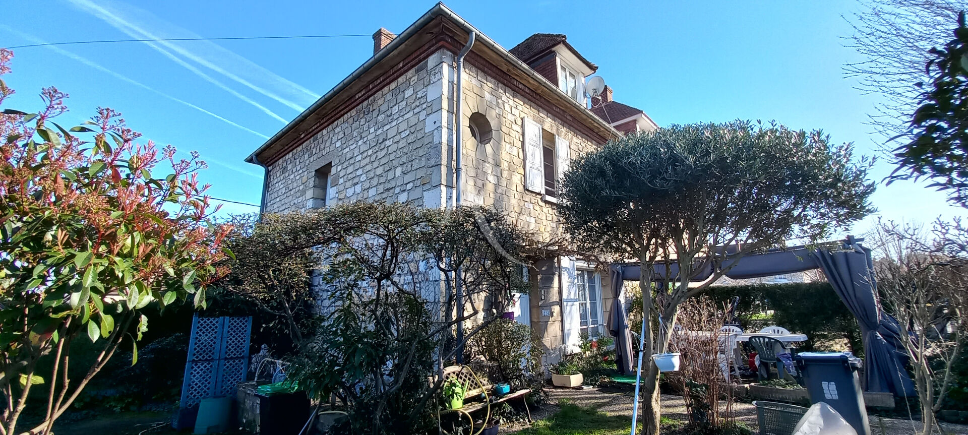 Agence immobilière de 
 L'Adresse BOILLET IMMOBILIER - L'ADRESSE - BDS TRANSACTIONS - ROUEN 
