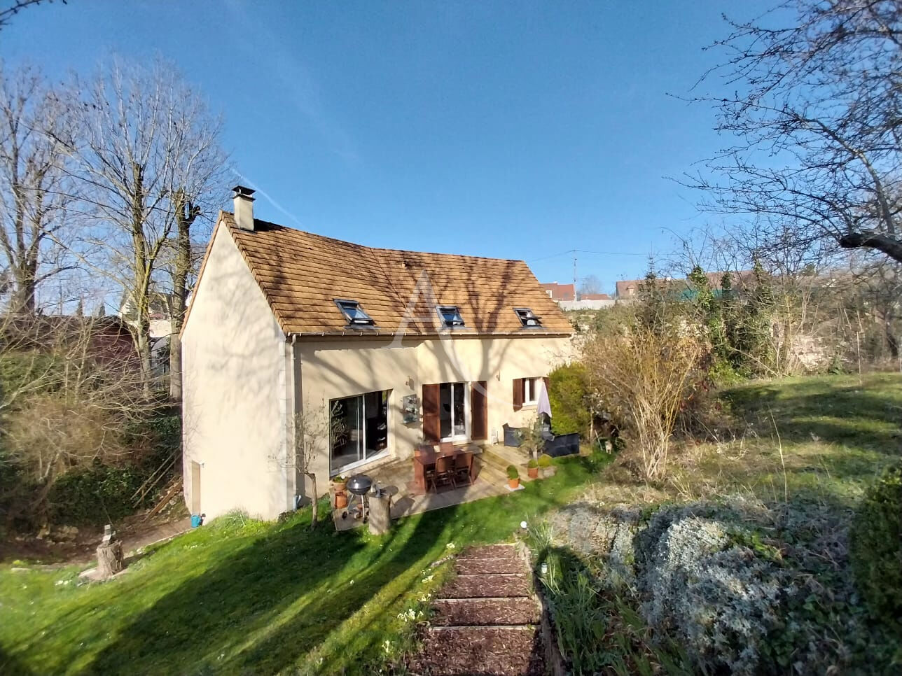Agence immobilière de 
 L'Adresse BOILLET IMMOBILIER - L'ADRESSE BOILLET Meulan 
