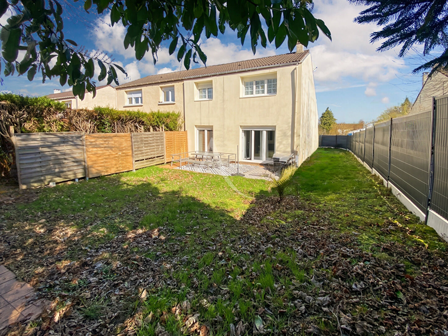 Agence immobilière de L'ADRESSE  2B IMMOBILIER VAUREAL