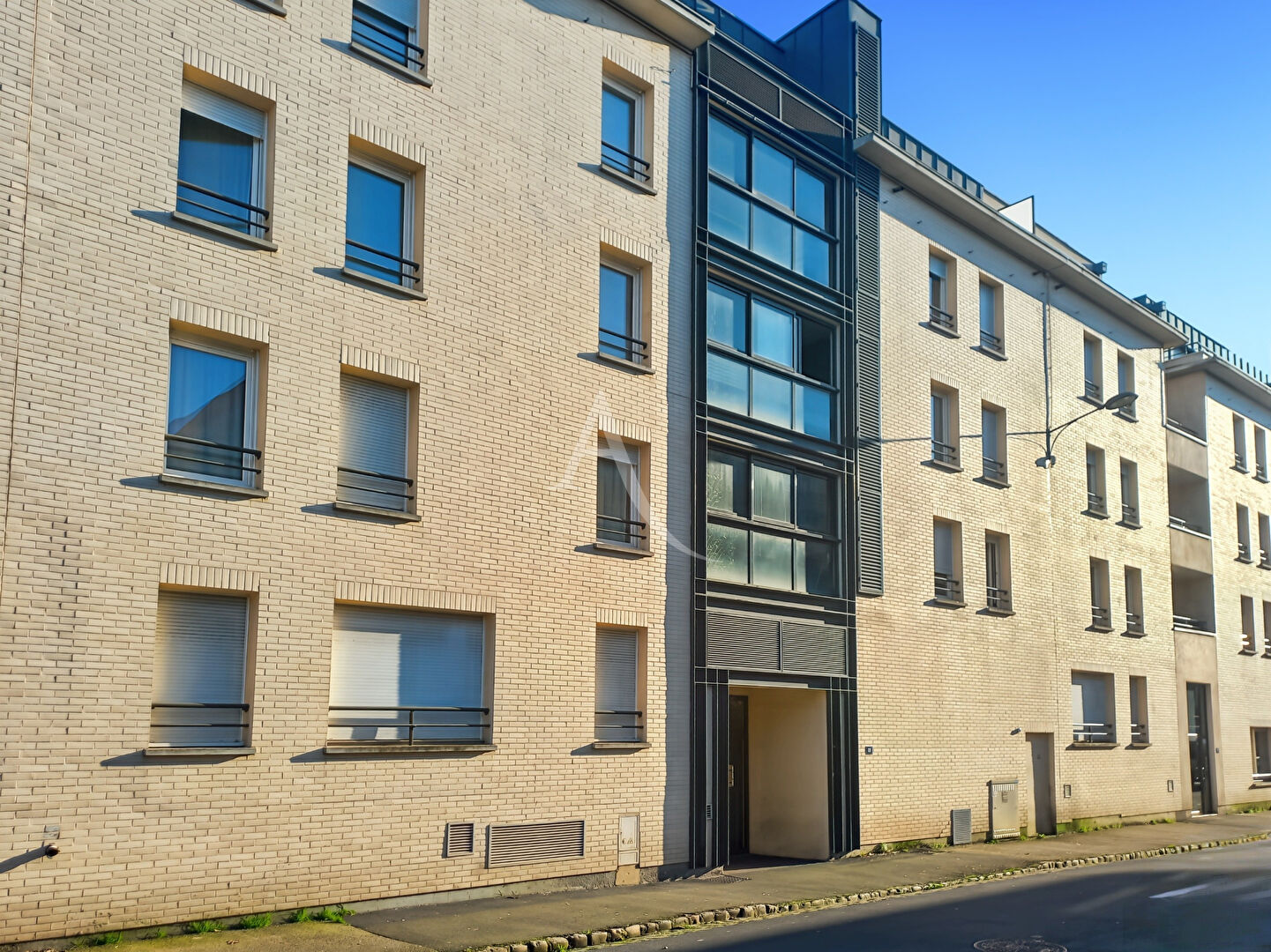 Agence immobilière de 
 L'Adresse BOILLET IMMOBILIER - L'ADRESSE - BDS TRANSACTIONS - ROUEN 

