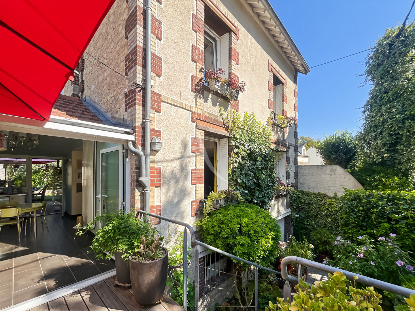 Agence immobilière de 
 L'Adresse BOILLET IMMOBILIER - L'ADRESSE BOILLET Meulan 
