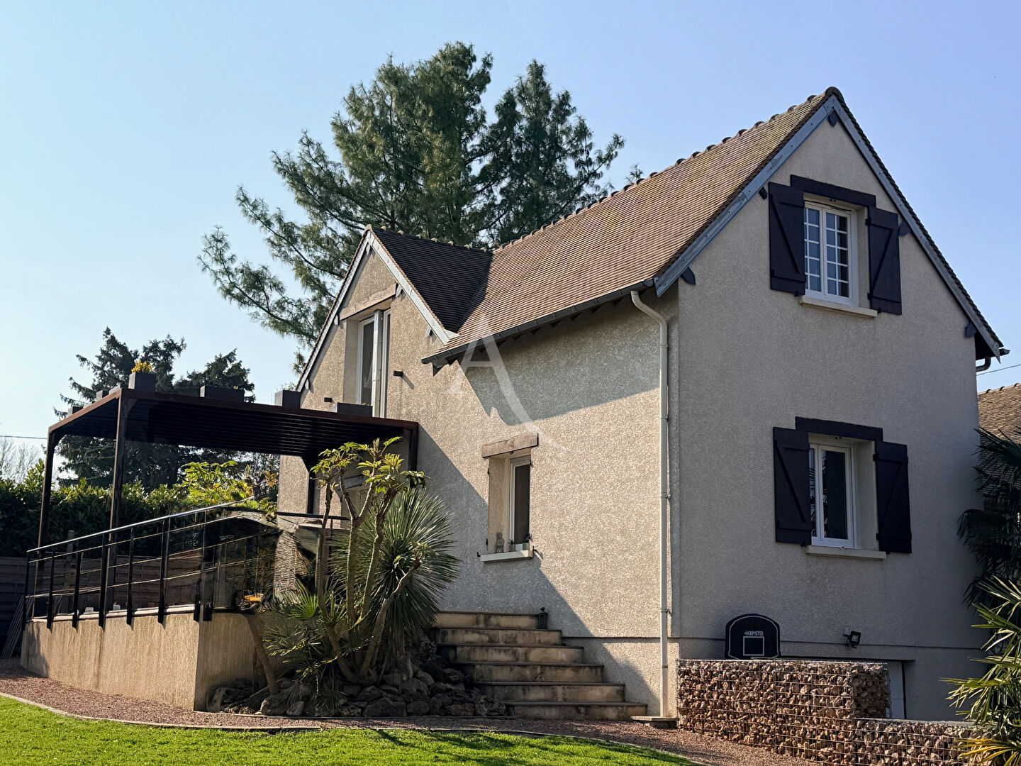 Agence immobilière de L'Adresse BOILLET IMMOBILIER - BOILLET IMMOBILIER / CHARS