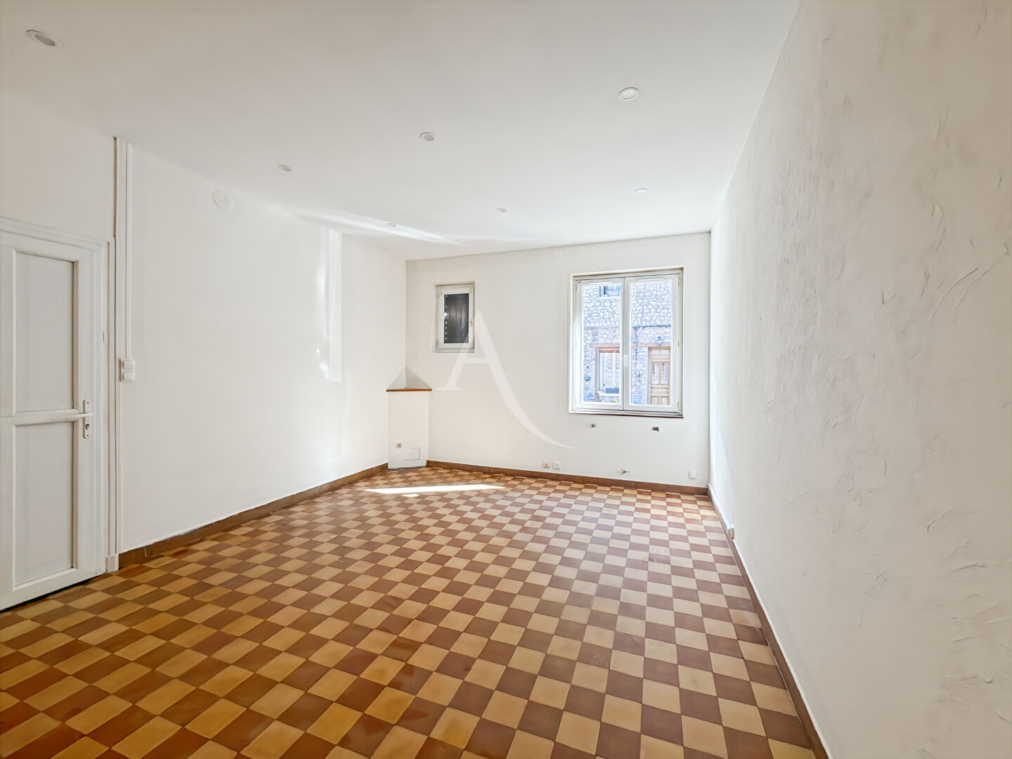 Agence immobilière de 
 L'Adresse BOILLET IMMOBILIER - L'ADRESSE-BDS TRANSACTIONS- LE MESNIL ESNARD 
