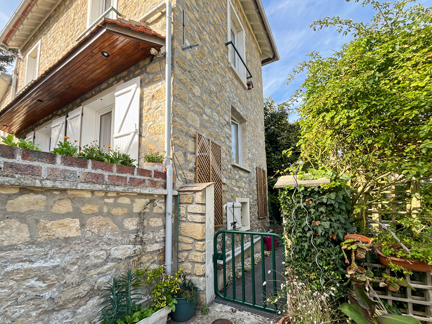 Agence immobilière de L'ADRESSE  2B IMMOBILIER VAUREAL