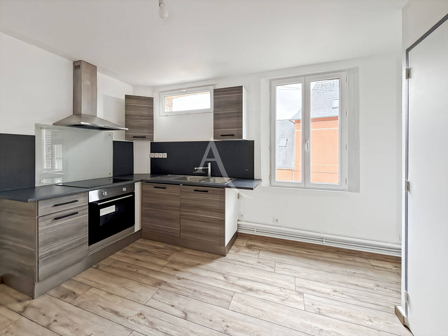 Agence immobilière de 
 L'Adresse BOILLET IMMOBILIER - L'ADRESSE-BDS TRANSACTIONS- LE MESNIL ESNARD 
