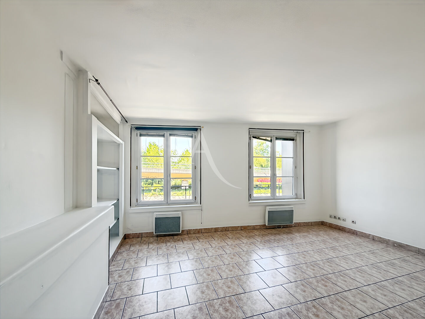 Agence immobilière de 
 L'Adresse BOILLET IMMOBILIER - L'ADRESSE-BDS TRANSACTIONS- LE MESNIL ESNARD 
