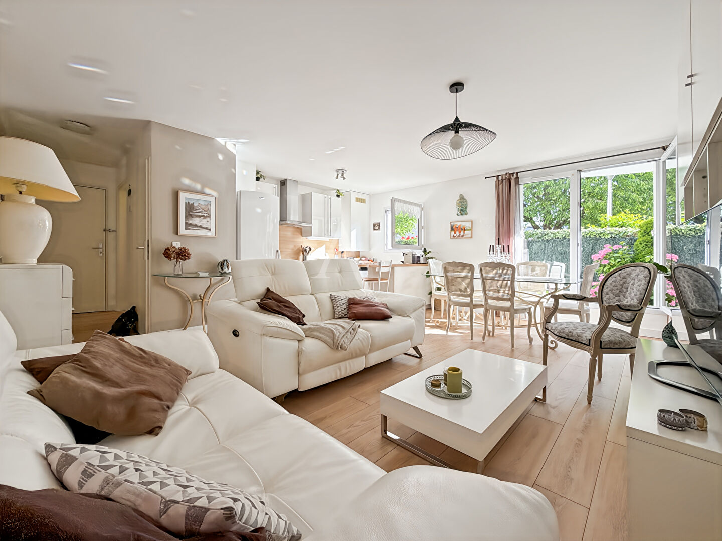 Agence immobilière de L'Adresse BOILLET IMMOBILIER - L'ADRESSE BOILLET- MGI-JOUY LE MOUTIER