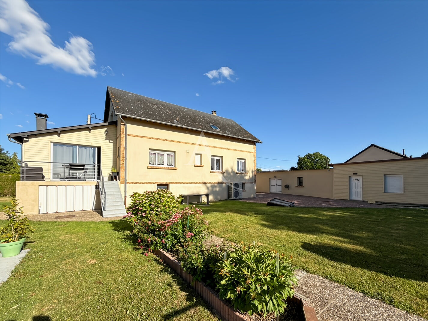 Agence immobilière de L'Adresse BOILLET IMMOBILIER - BOILLET IMMOBILIER / ETREPAGNY