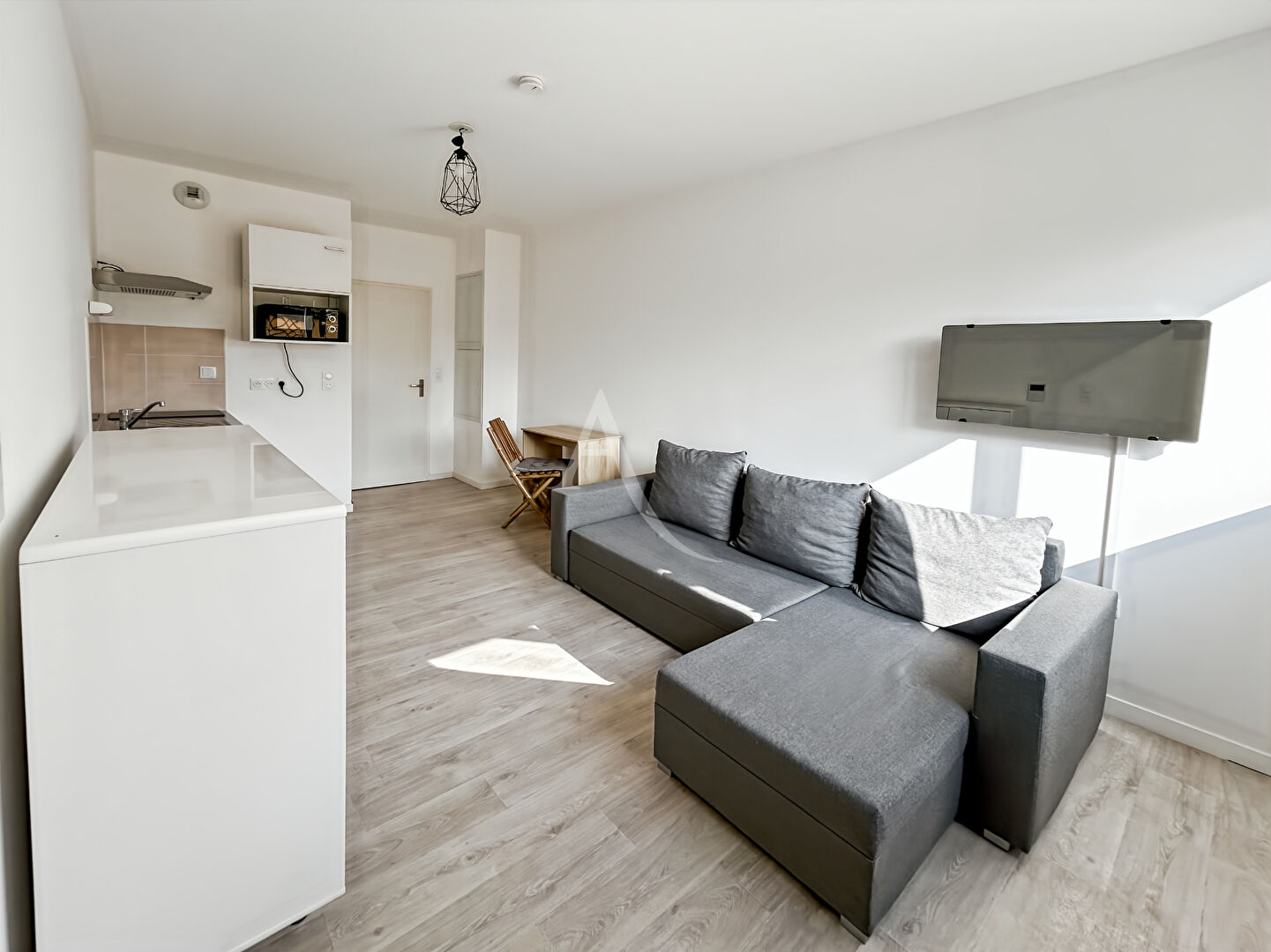 Agence immobilière de 
 L'Adresse BOILLET IMMOBILIER - L'ADRESSE - BDS TRANSACTIONS - ROUEN 
